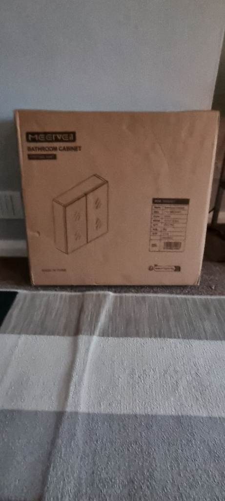 Bathroom cabinet 