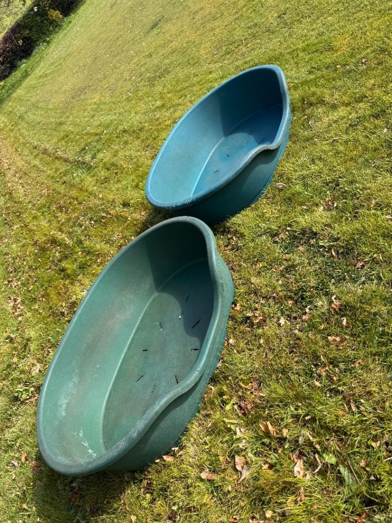 2 x Green large plastic dogs beds