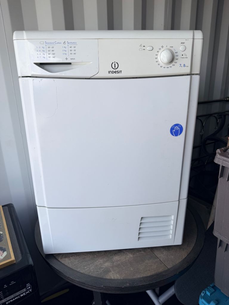 Indesit Tumble Dryer 7kg – White