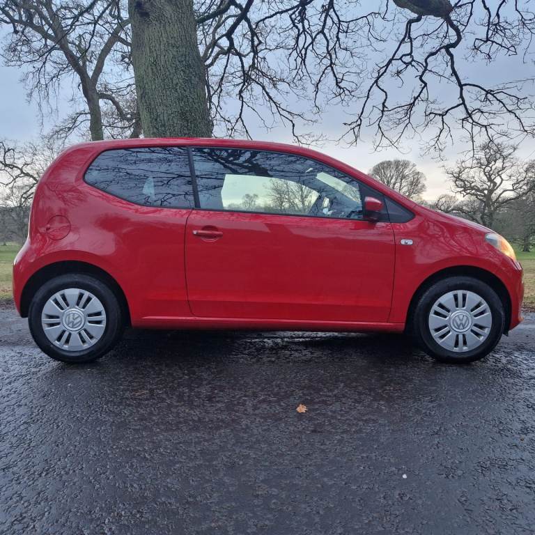 Automatic, UP, 2013, 999 (cc),  Immaculate, Low miles