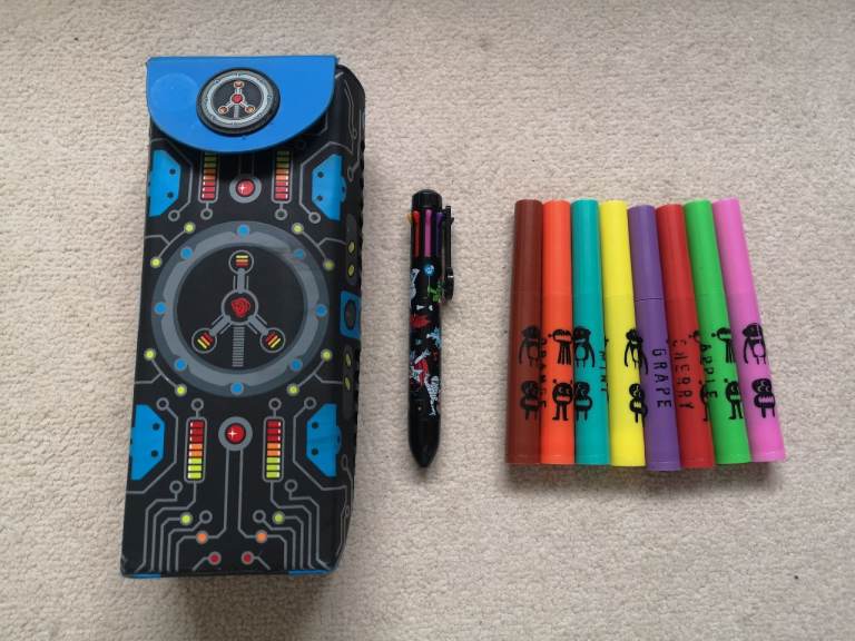 Smiggle pencil case with rainbow pen and felt tip pens