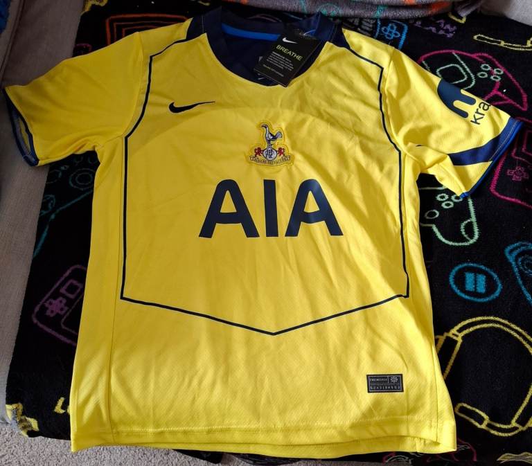 Spurs 3rd kit shirt. 