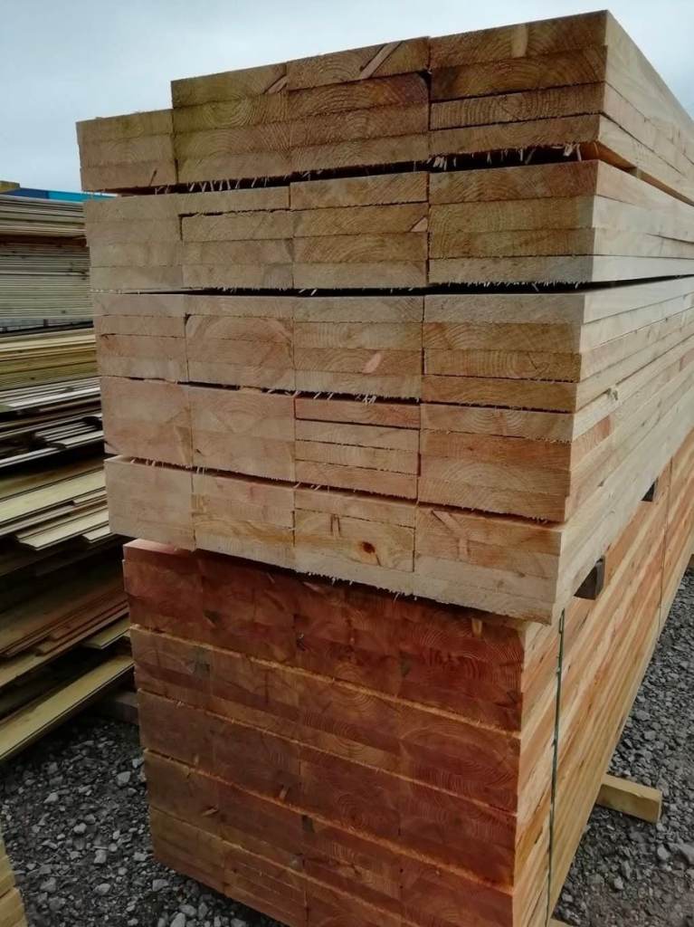 Timber new scaffolding boards 