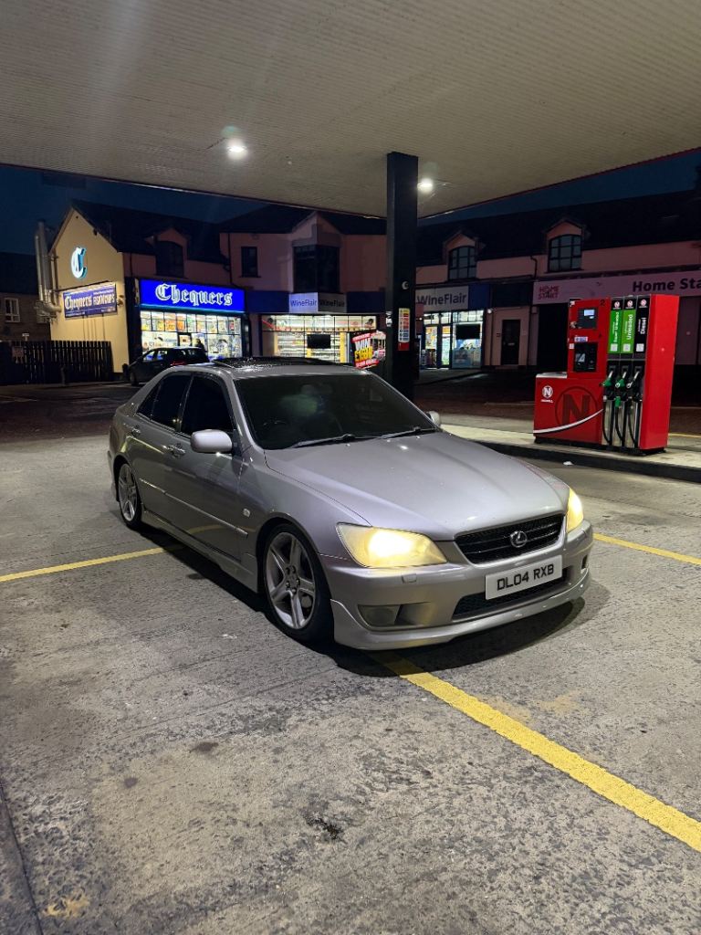 Lexus, IS, Saloon, 2004, Manual, 1988 (cc), 4 doors