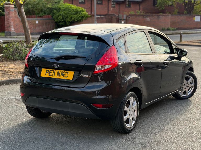 Ford, FIESTA, Hatchback, 2011, Manual, 1388 (cc), 5 doors