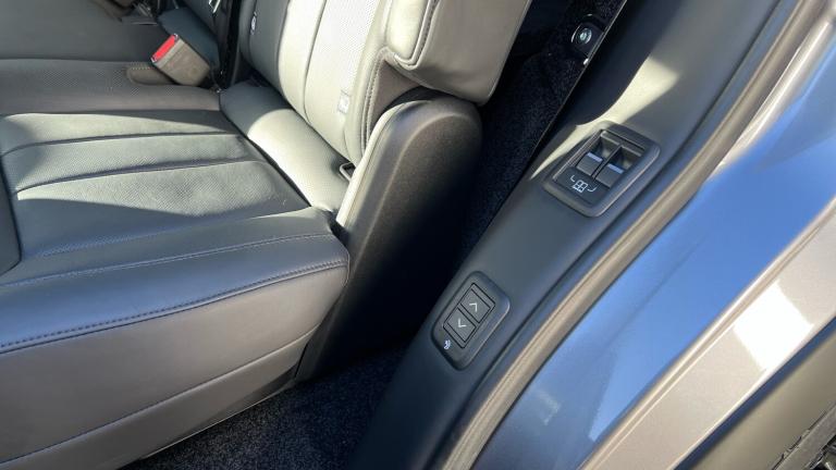 2025 Land Rover Range Rover 3.0 P400 HSE LWB 4dr Auto [7 Seat] ESTATE PETROL Automatic