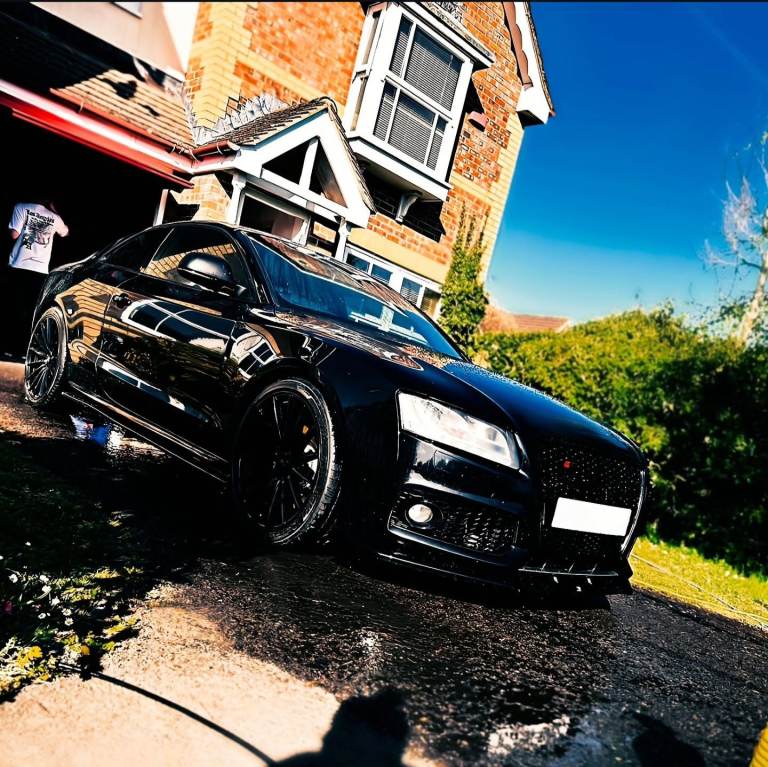 Audi S5 4.2 V8 Manual
