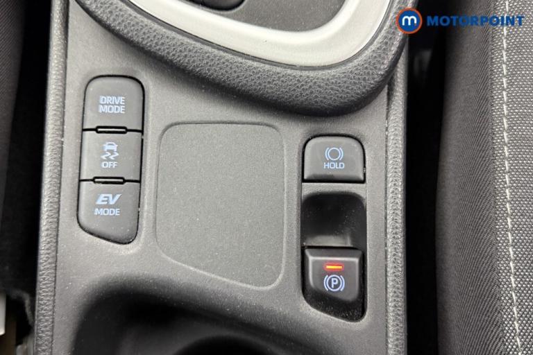 2022 Toyota Yaris 1.5 Hybrid Design 5dr CVT HATCHBACK PETROL/ELECTRIC Automatic