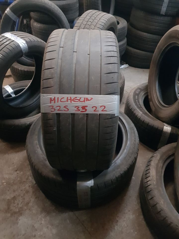 325 35 22 Michelin ps4 Tyres SALE ONLY £70 each fitted and balanced open 7 days a week