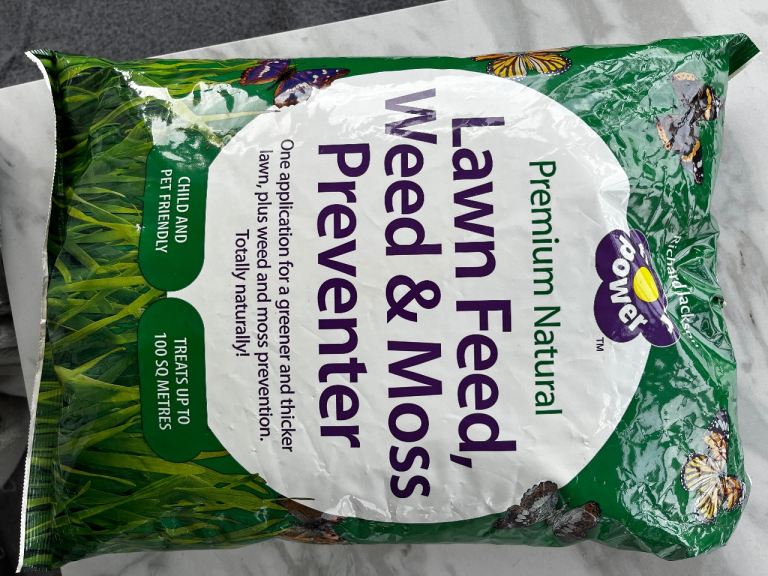 Unopened Natural Lawn Feed, Weed & Moss Preventer – New, Unused