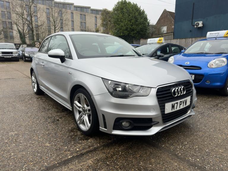 AUDI A1 1.6 TDI S line 2012