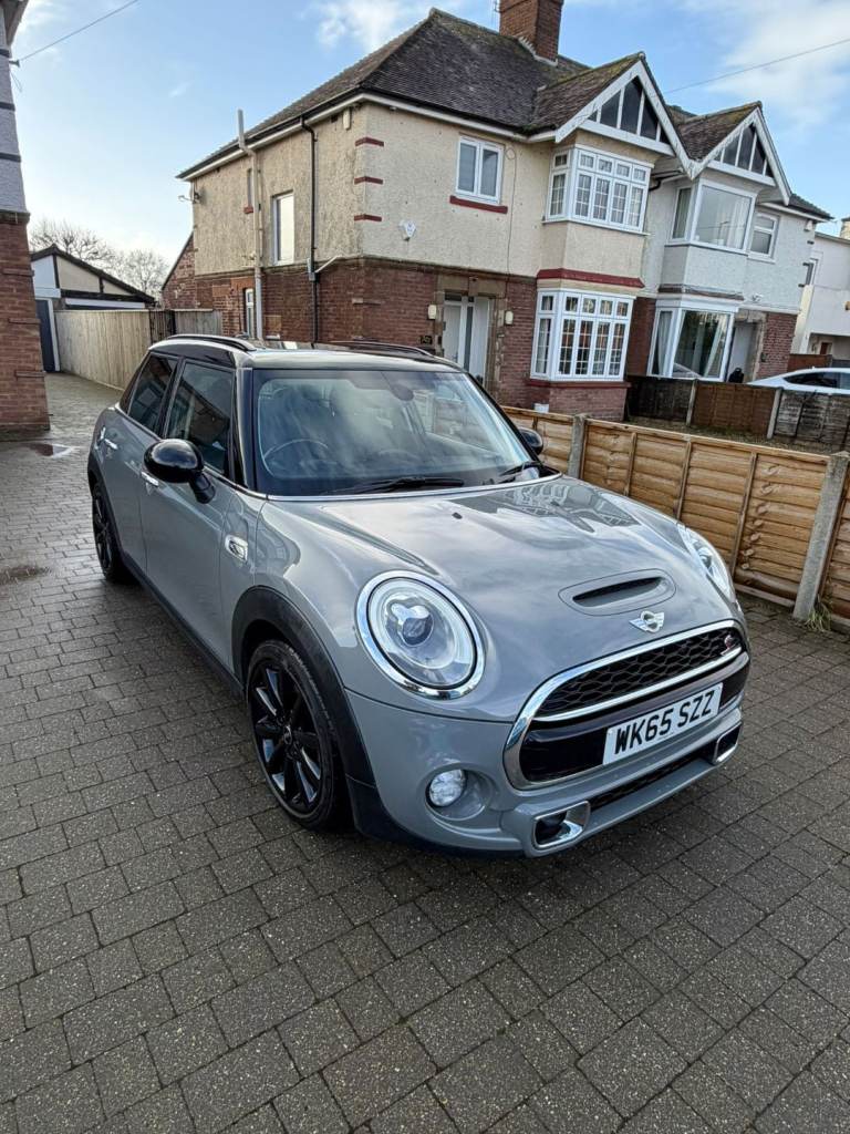 Mini, HATCHBACK, Hatchback, 2015, Manual, 1998 (cc), 5 doors