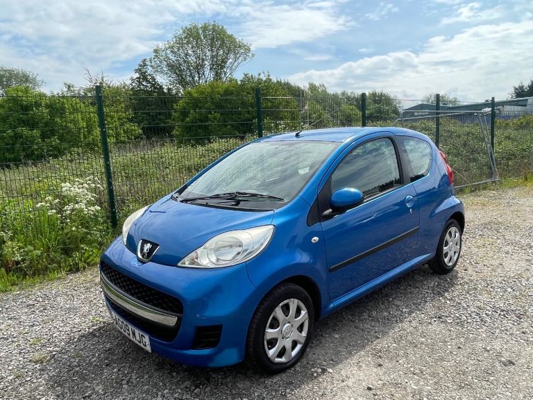 PEUGEOT 107 1.0 URBAN PETROL 09 REG BLUE MOT SEPTEMBER 17TH 2026 TAX £20 YEAR LOW INSURANCE 60+MPG