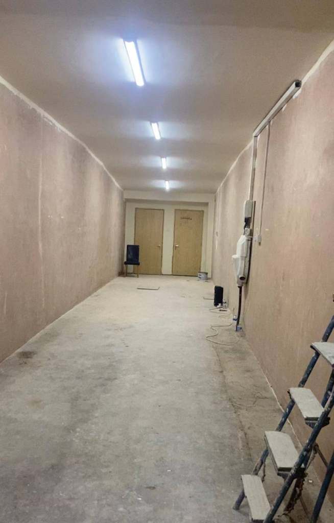 Unit to let