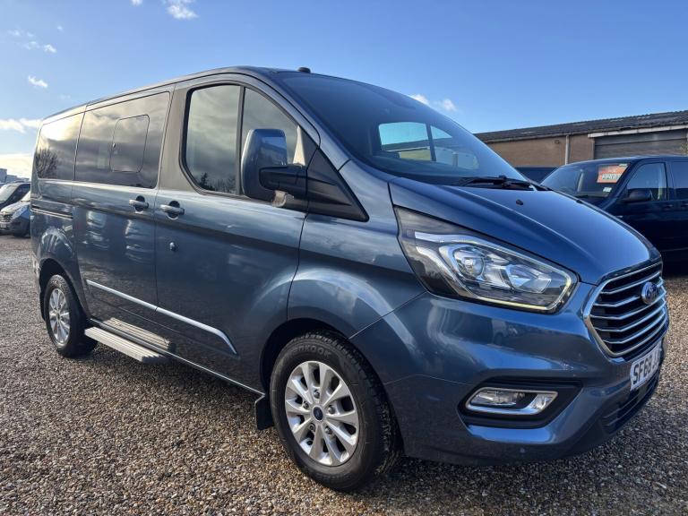 FORD TOURNEO CUSTOM WHEELCHAIR ACCESSIBLE VEHICLE WAV 2.0 320 EcoBlue Titanium