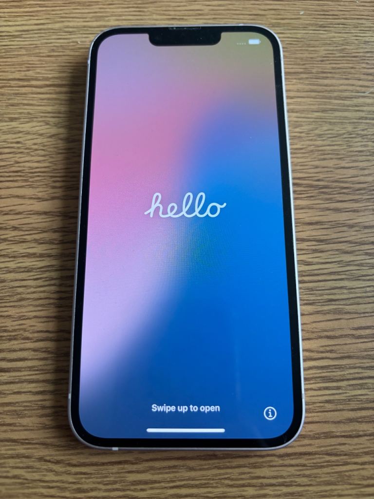iPhone 13 256GB 5G pink phone with pack of screen protectors and phone case