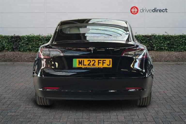 2022 Tesla Model 3 Standard Range Plus Saloon 4dr Electric Auto RWD (241 bhp) Saloon Electric Aut...
