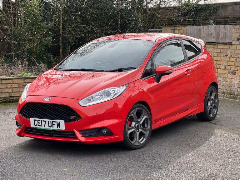 2017 Ford Fiesta 1.6 EcoBoost ST-3 3dr HATCHBACK Petrol Manual
