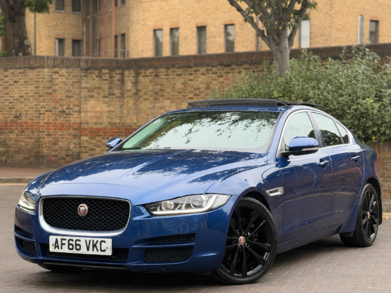 Jaguar XE 2.0d Portfolio Saloon 4dr Diesel Auto Euro 6 (s/s) (180 ps)