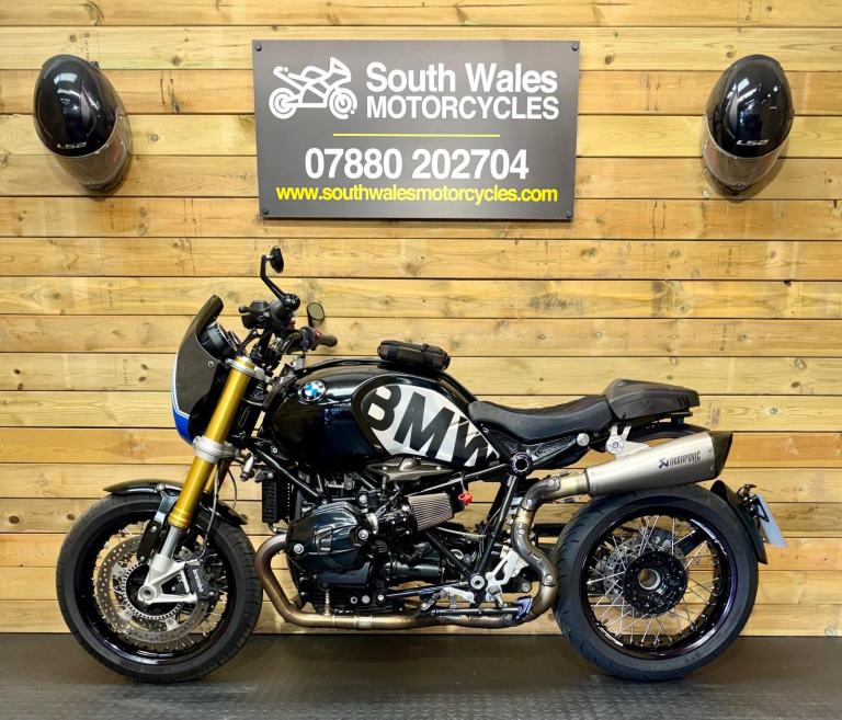 BMW R NINET : 2015 model : just 9100 miles 
