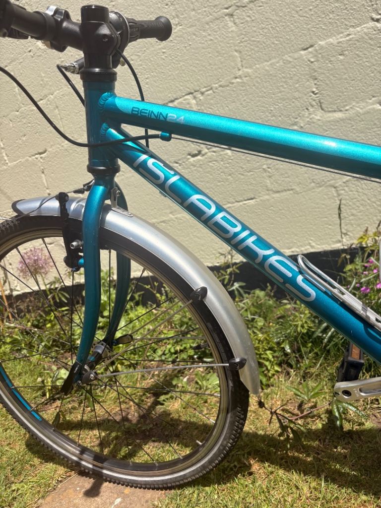 Islabike Beinn 24 - Excellent condition with extras