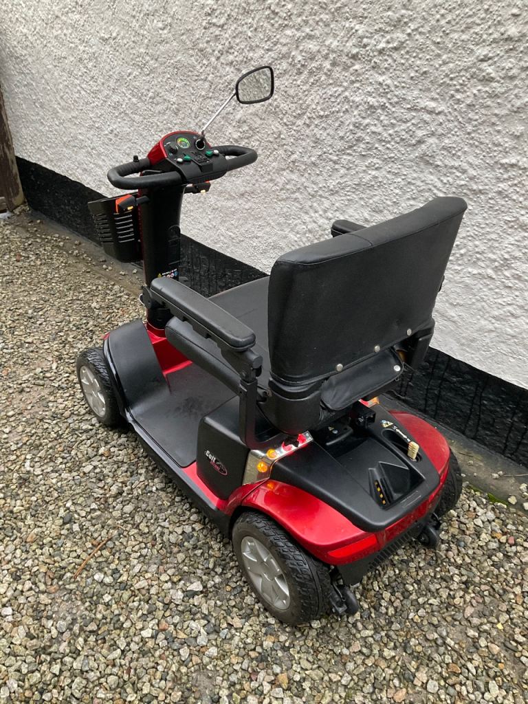 PRIDE COLT CAR PORTABLE 28st 6.25 mph mobility scooter
