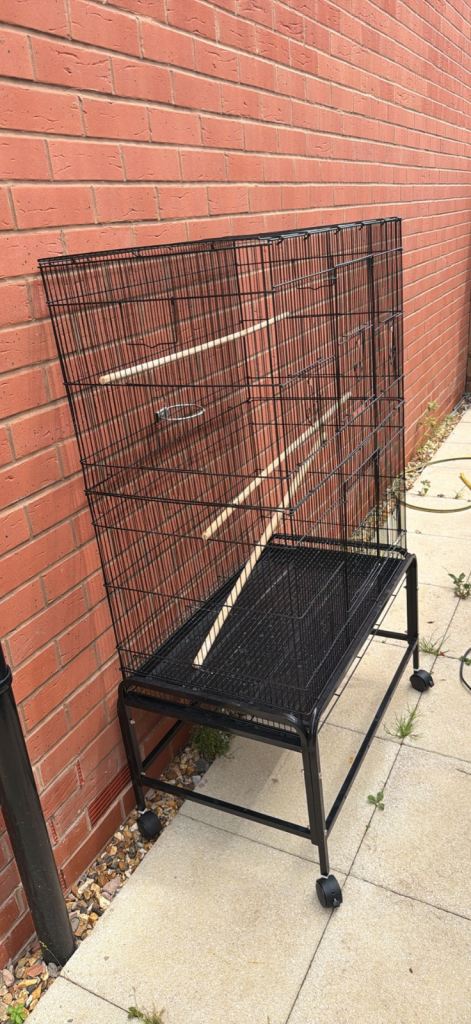 Large bird cage 