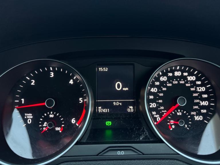 2015 Volkswagen Passat S TDI BLUEMOTION TECHNOLOGY Estate Diesel Manual