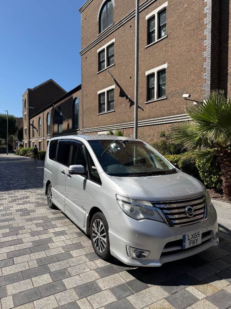 Nissan Serena (Silver) - 8 Seater 