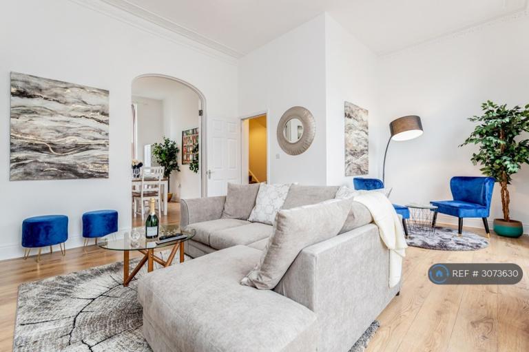 4 bedroom flat in Holland Road, London, W14 (4 bed) (#3073630)