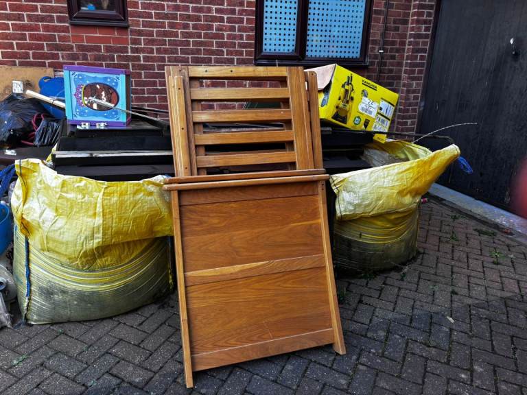 3 tones of sand in the Yellow bags. 