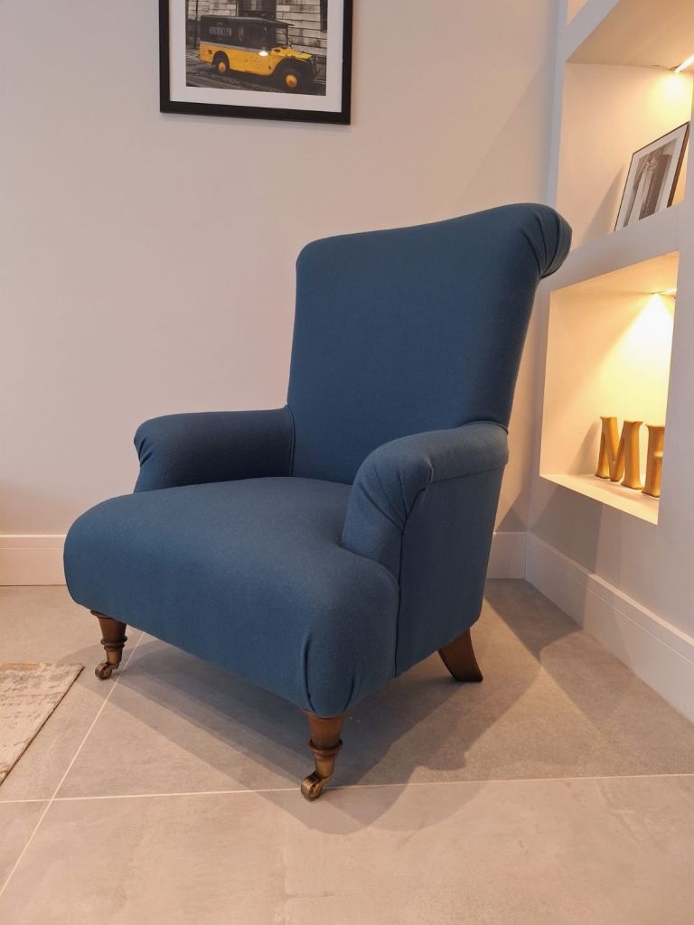 Teal Accent / Occasional / Wingback Chair