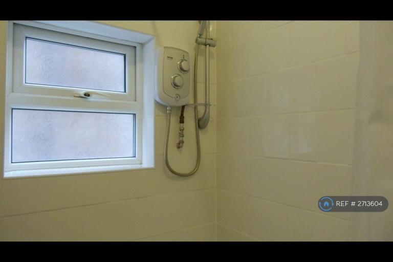 1 bedroom flat in Didsbury, Manchester, M20 (1 bed) (#2713604)