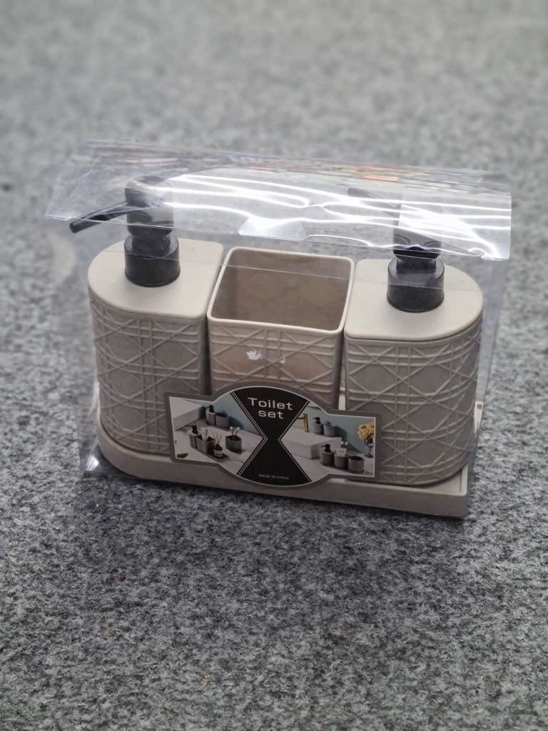 3‑Piece gold Bathroom Toilet Set – Soap Dispensers & Holder Tray