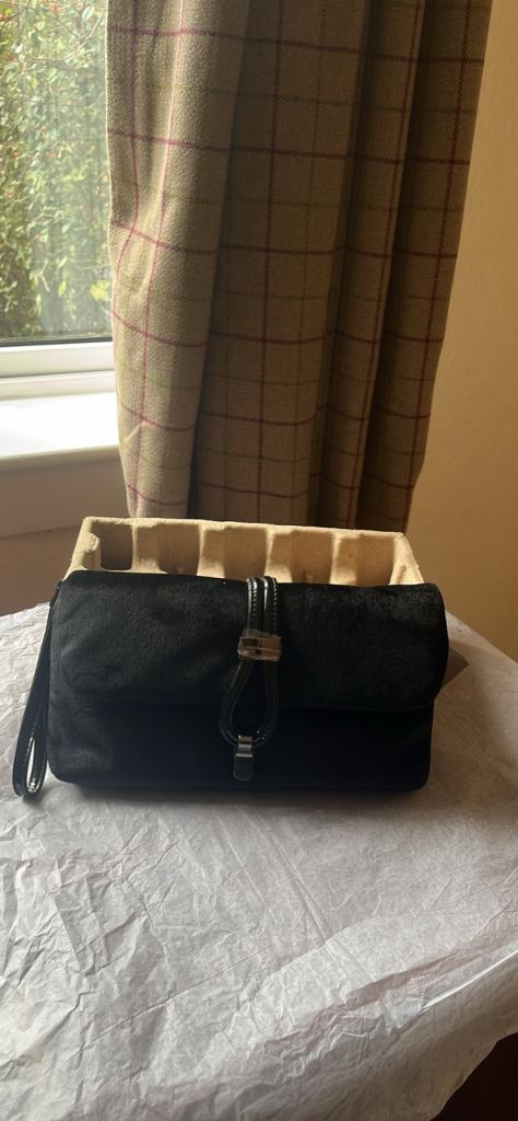 Hotter Bag Black a unicorn pic means its still available 🦄  Clutch Wristlet Evening Party Occasion