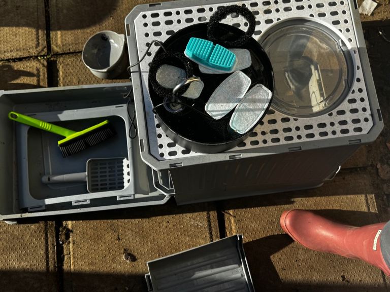 New kitten/cat unused hamper many items needs to go urgently