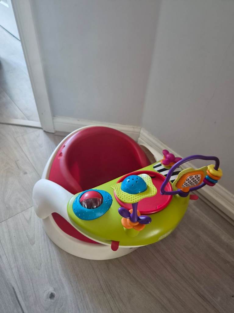 Mamas and Papas baby snug seat with activity tray