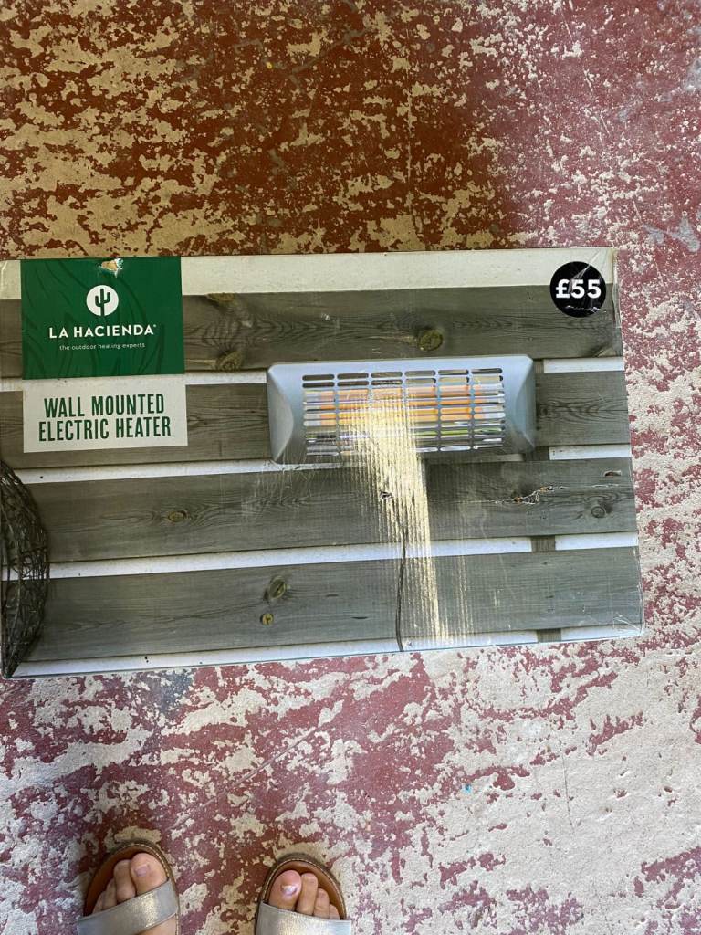 Wall mounted Garden  Electric heater- never been used