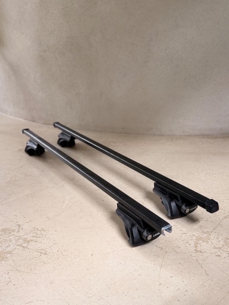 Thule roof bars 110cm