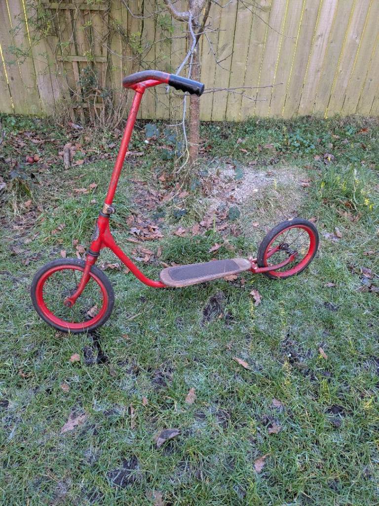 Vintage 1920/30's Lines Triang Brother Metal Scooter 