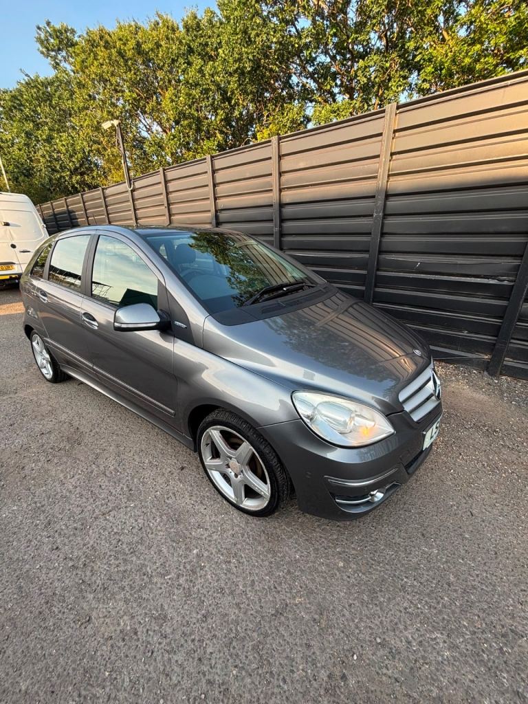 Mercedes-Benz, B CLASS, MPV, 2011, Manual, 1498 (cc), 5 doors