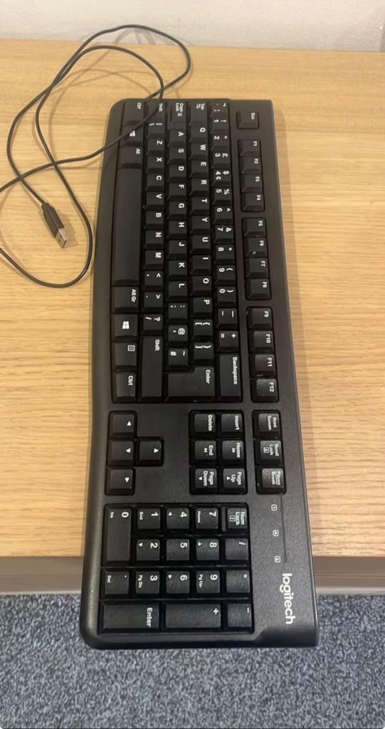 Computer keyboard 