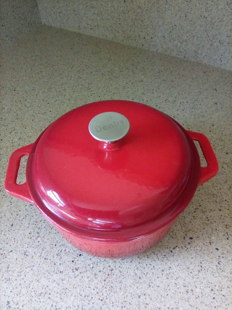 Red 21cm Cast Iron Denby Round Casserole Dish