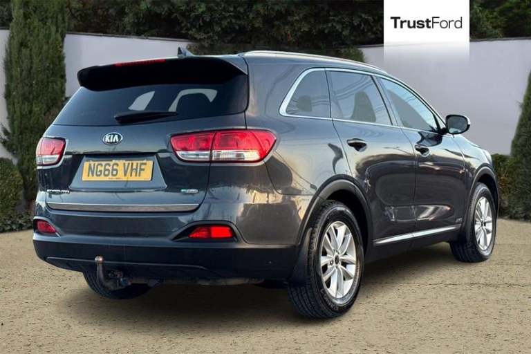 2016 Kia Sorento 2.2 CRDi KX-1 5dr ** Tow Bar ** Manual Station Wagon Diesel Manual