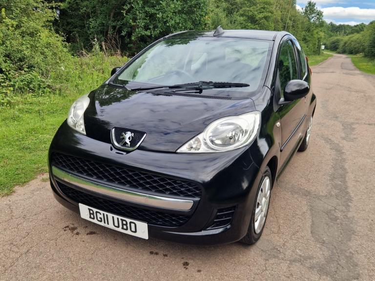 Peugeot, 107, Hatchback, 2011, Manual, 998 (cc), 3 doors