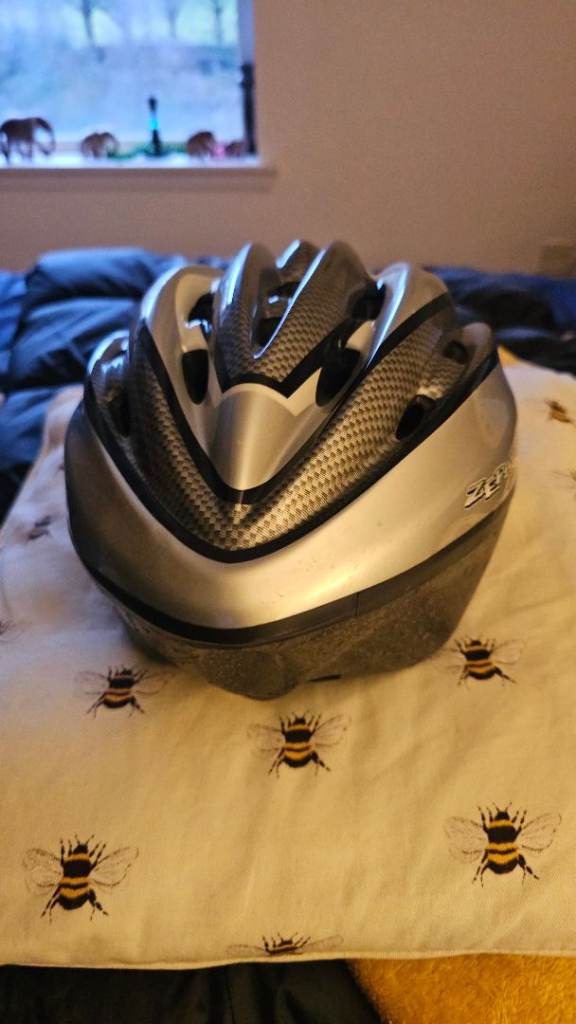 ZEPHYR 2 MENS CYCLE HELMET 