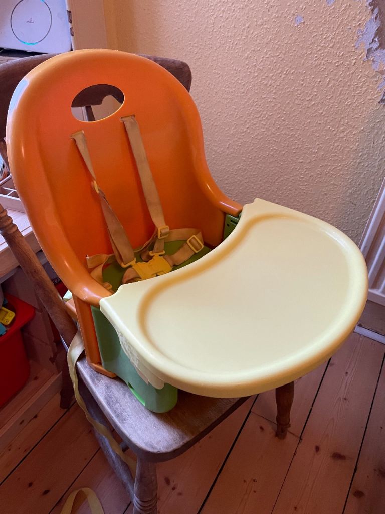 Baby booster seat