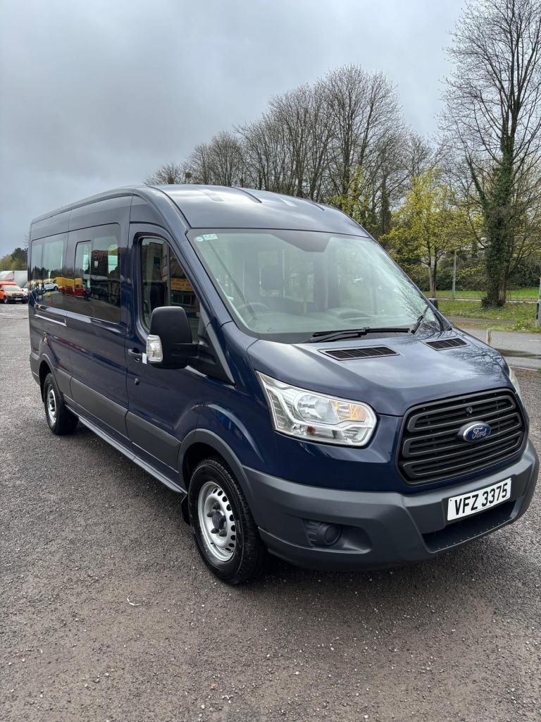 Ford TRANSIT 410 ECONETIC TECH 2.2tdci 14 Seater Bus 2015/15 Registration 