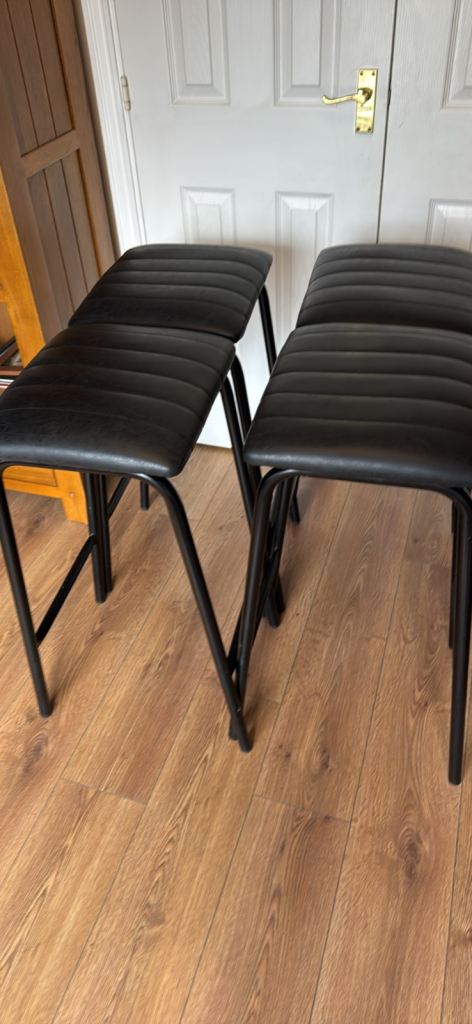 Bar Cafe Restaurant Pub Bar Breakfast Bar Stools