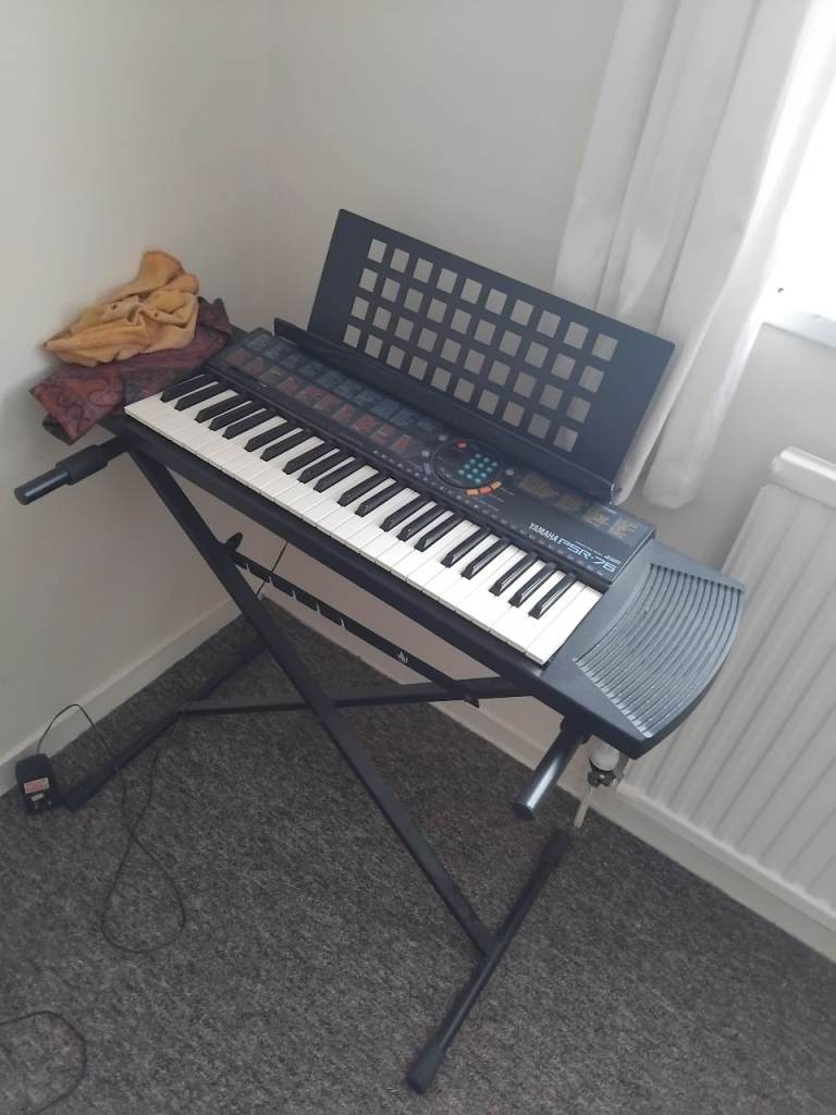 Yamaha PSR-76